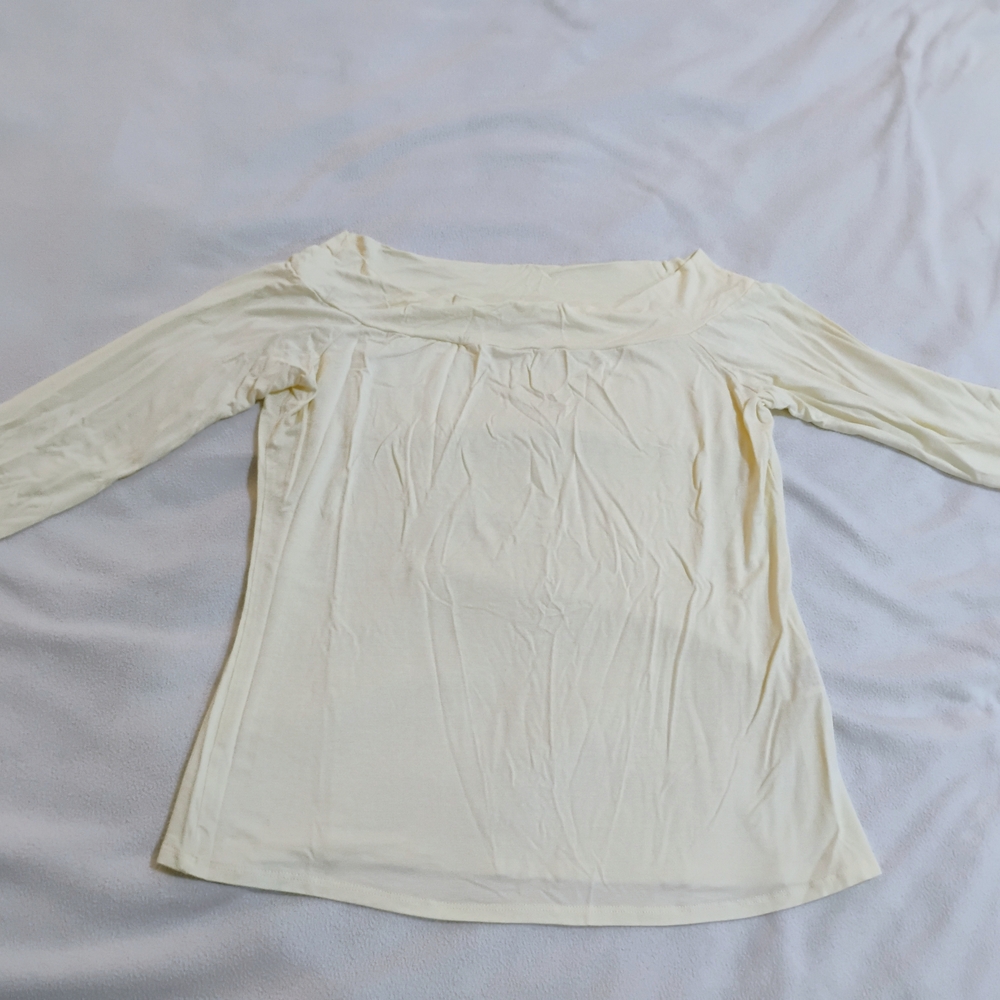Sunny Leigh Women's Light Yellow Boatneck Long Sleeve Top